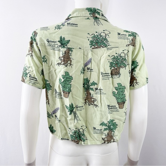 Harry Potter Top Green Front Knot Herbology Notes Cropped Shirt Size L - Picture 7 of 9